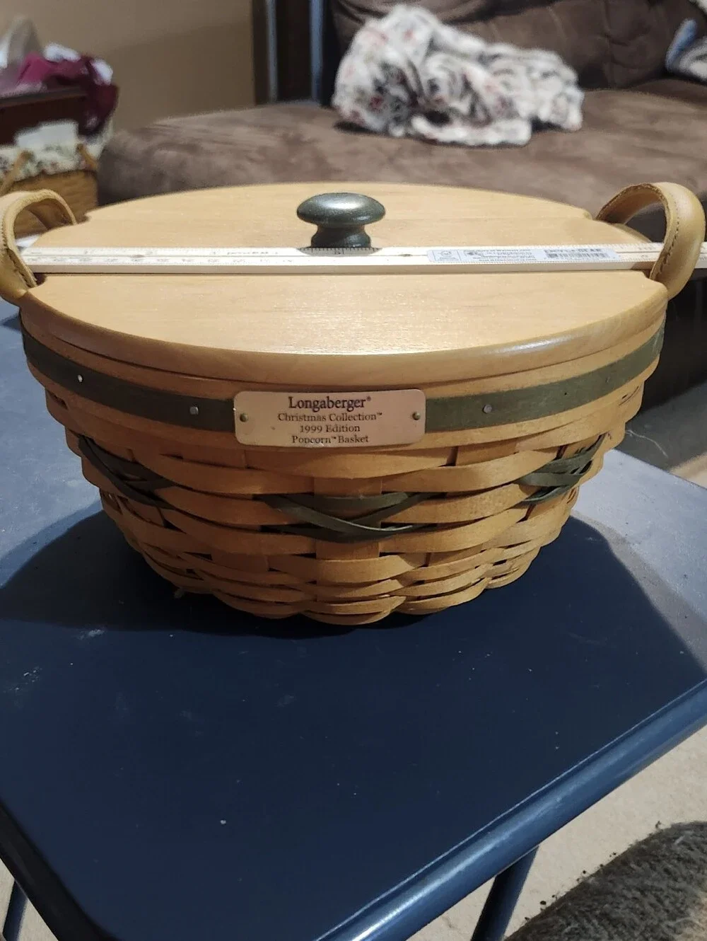 Longaberger Natural and Olive Woven Popcorn Basket with Protector & Lid. 1999